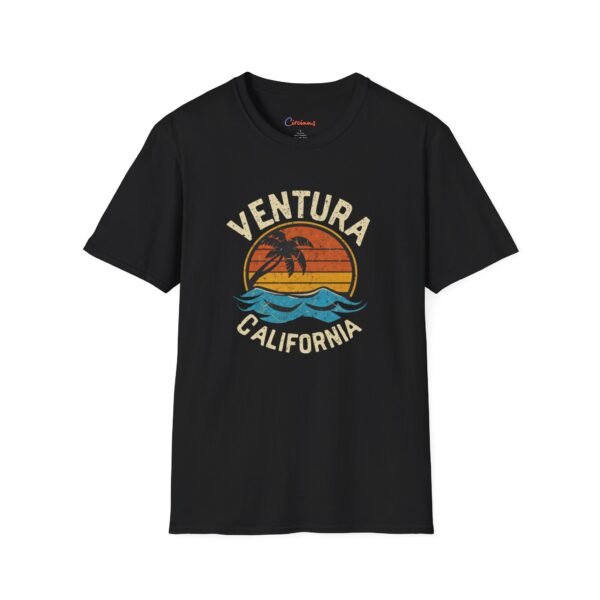 Ventura Vibes: A California Jewel - Unisex Softstyle T-Shirt l