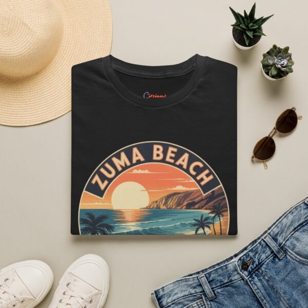 Zuma Beach California T-Shirt - Vintage Sunset Coastal Tee, Retro California Surf Shirt, Cool Ocean Waves Graphic Tee, Unisex Summer Shirt