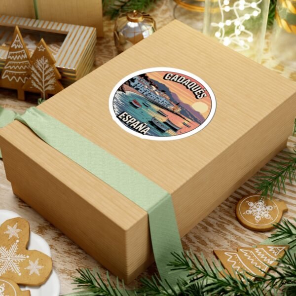 Cadaqués España Sticker - Retro Coastal Round Vinyl Decal | Mediterranean Village, Sunset Beach & Boats Souvenir Travel Gift