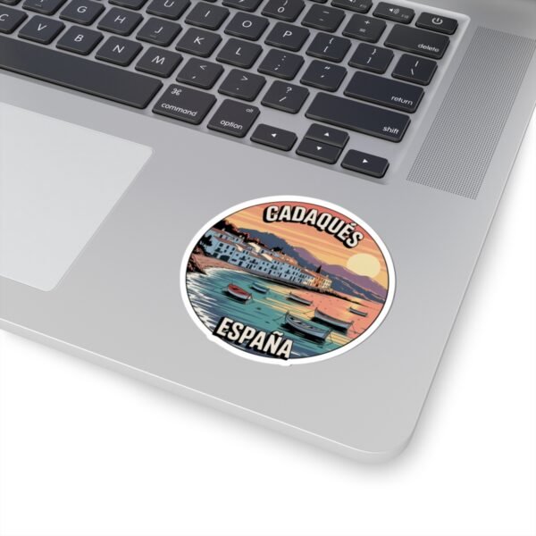 Cadaqués España Sticker - Retro Coastal Round Vinyl Decal | Mediterranean Village, Sunset Beach & Boats Souvenir Travel Gift