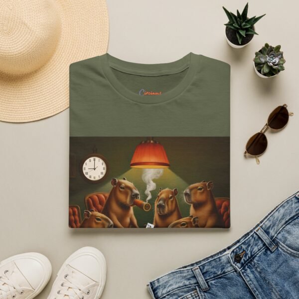 Capybara Poker Night T-Shirt - Retro Art Tee | Funny Capybara Design | Animal Humor Shirt | Vintage Gambling Vibes | Unique Gift