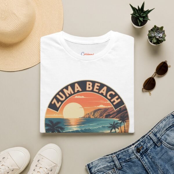 Zuma Beach California T-Shirt - Vintage Sunset Coastal Tee, Retro California Surf Shirt, Cool Ocean Waves Graphic Tee, Unisex Summer Shirt