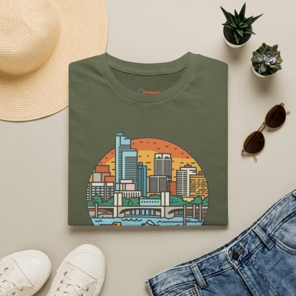 Tampa Florida T-Shirt - Cityscape Sunset Tee, Tampa Skyline Shirt, Unisex Softstyle Gift for Travelers