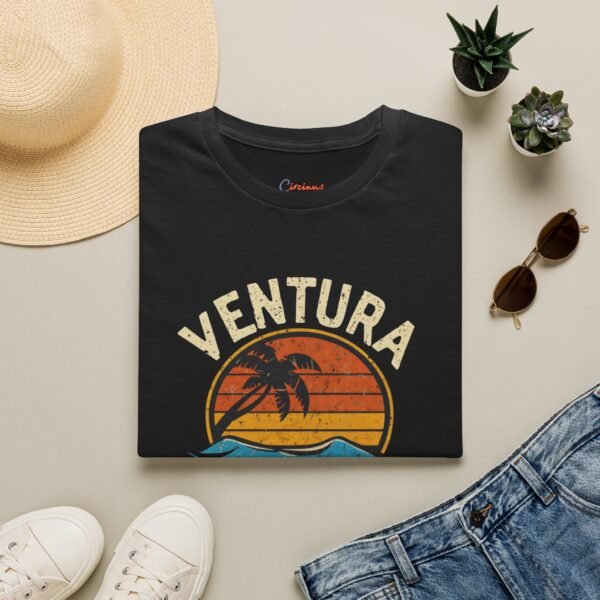 Ventura Vibes: A California Jewel - Unisex Softstyle T-Shirt l